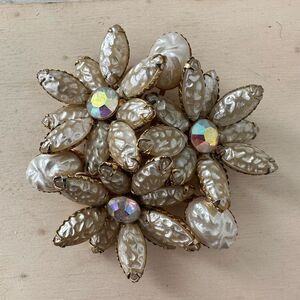 Vintage Iridescent Floral Pearlized Rhinestone Brooch